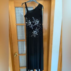 Elegant Black Embellished Dress ballroom dress with sequins